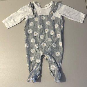 Worn ONCE! Mayoral daisy outfit 1-2 months